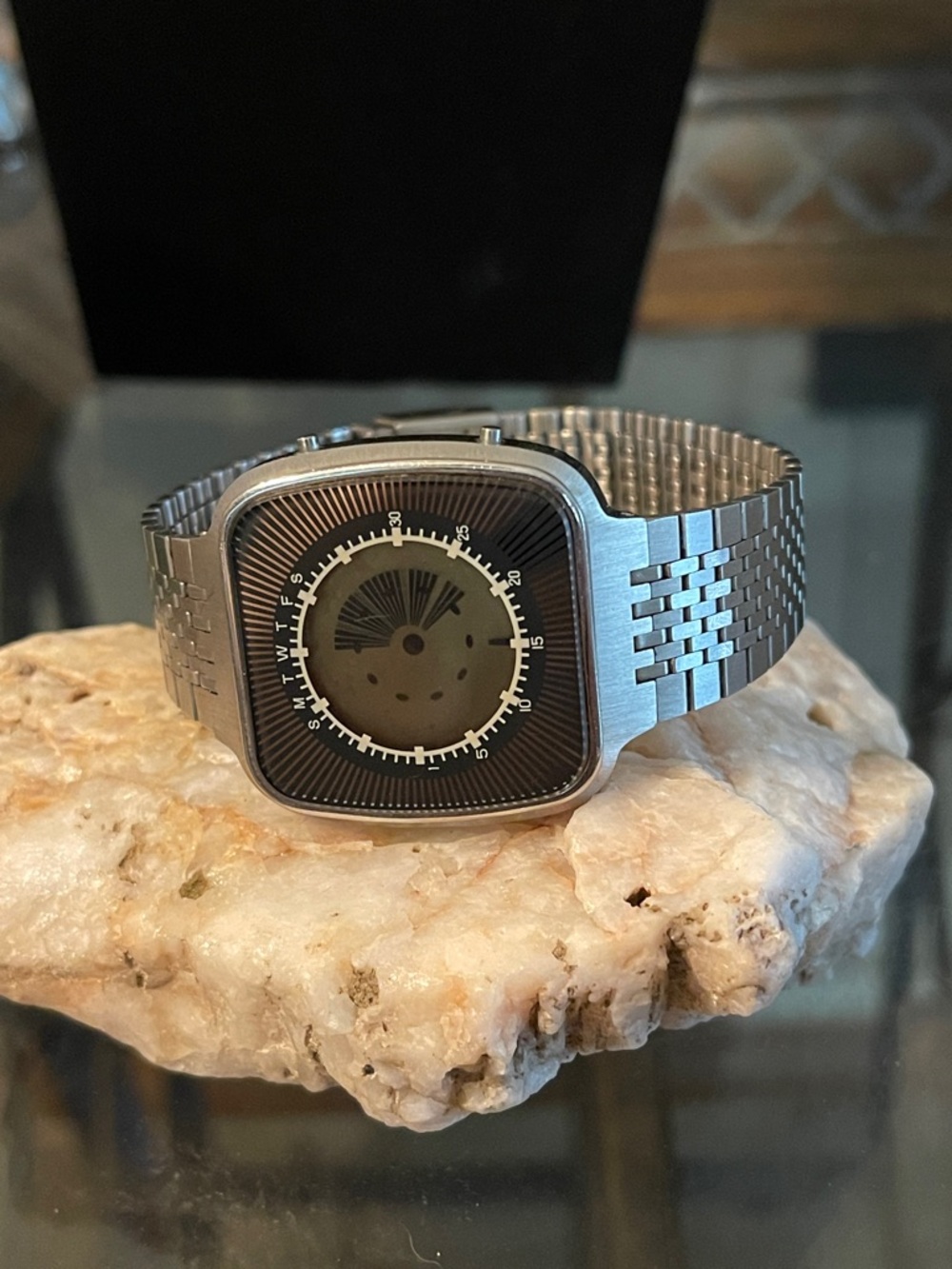 Texas Instruments 1978 Starburst Digital Analog Men’s Watch